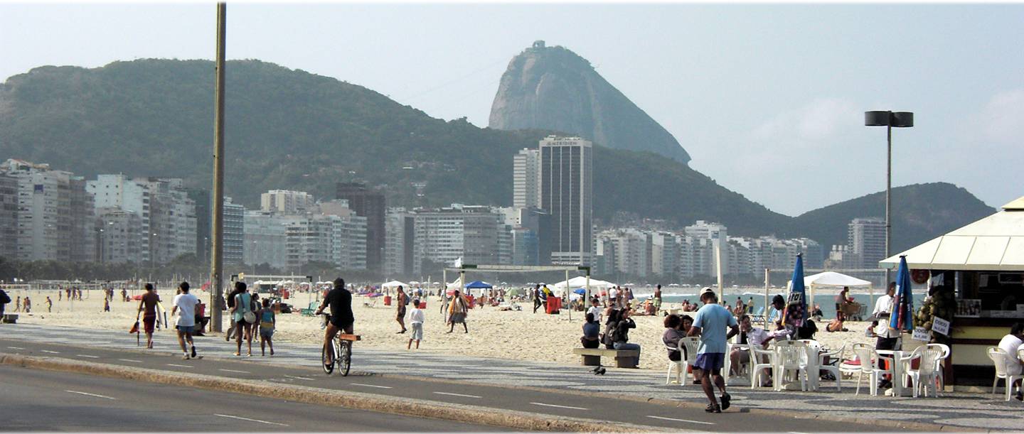 Danseuse brsilienne sur la plage de Copacabana Rio de Janeiro
